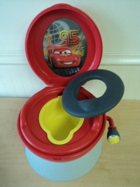 DISNEY PIXAR CARS PORTABLE TRAINING POTTY CHAIR PORTABLE TOILET WITH LID SOUNDS