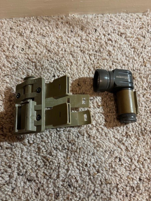 FirstLight TOMAHAWK LE & マウント First Light Tomahawk LE