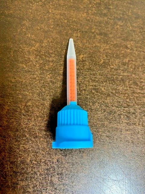 Mixpac Mixing tips T-Style Short tips Blue and Orange for