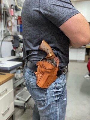 NEW --- KING COBRA  OWB Leather Holster-- RHMade in America