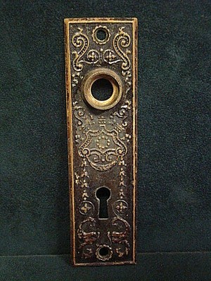 antique door knobs and backplates