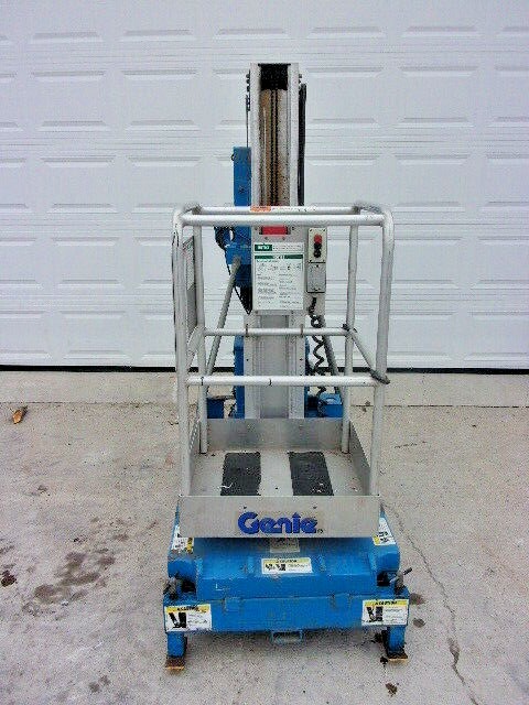 Genie IWP 24 vertcal manlift 12 volt manlift