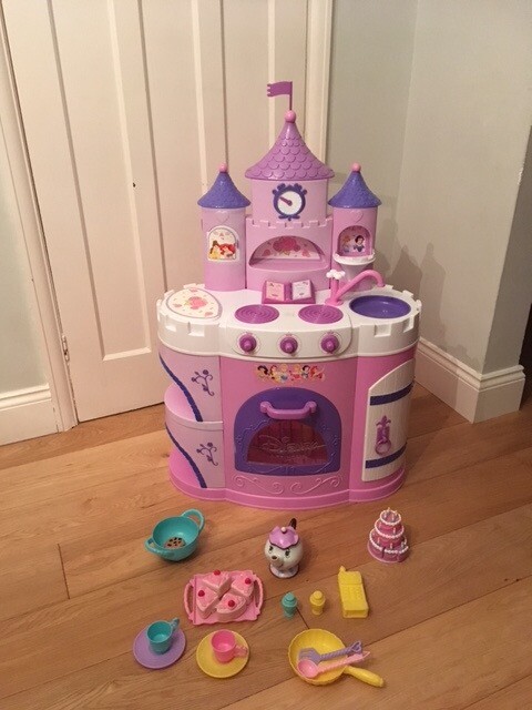 Deluxe Disney Princess Talking kitchen with realistic ...