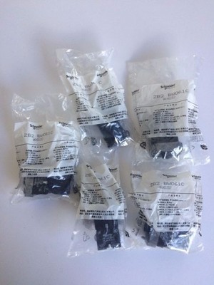 LOT OF 5 SCHNEIDER TELEMECANIQUE ZB2-BW061C LIGHT MODULE WITH CONTACT BLOCK