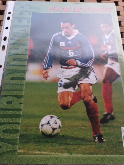 Youri Djorkaeff ÉQuipe De France De Foot Poster Magic Box 30*21 Cm 1998