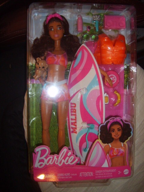 Barbie セットアップゴルフウェア トレンドのセットアップが豊富にラインナップ あらゆる女性