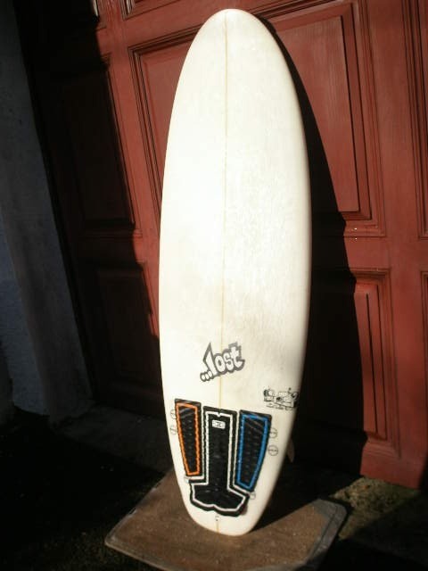 Lost Surfboard Couch Potato 5 4 X 21 With Set Of Medium Fcs