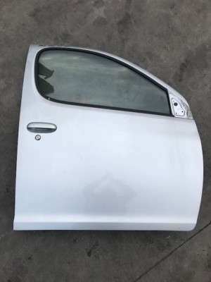 Porta Portiera anteriore destra TOYOTA YARIS VERSO