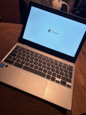 ASUS 11.6 CEL 4GB 64GB CHROME SILVER