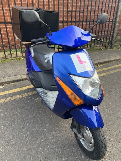 Honda lead 100cc