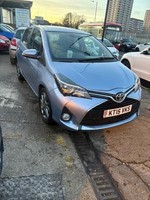 2015 Toyota Yaris 1.33 Dual VVT-i Excel Hatchback 5dr Petrol Multidrive S Euro