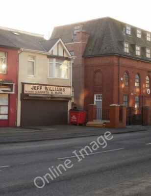 Photo 6x4 Jeff Williams Carpets & Rugs, Chepstow Road, Newport Caerleon o c2010