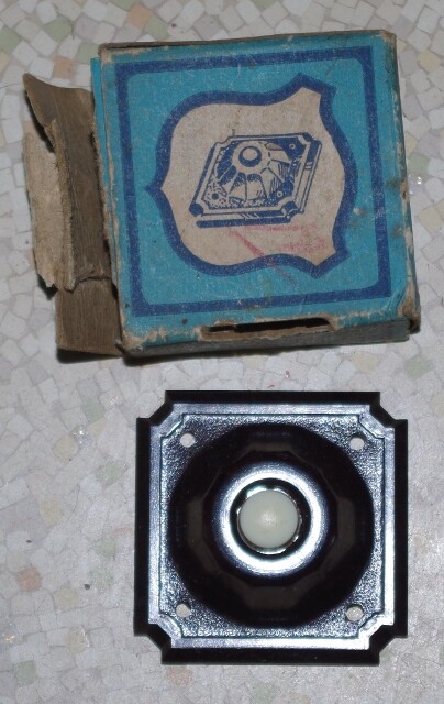 Vintage Eagle No. 143 Brown Bakelite Square Push Button