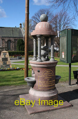 Photo 6x4 Drinking Fountain Charlestown of Aberlour No longer does the fo c2014