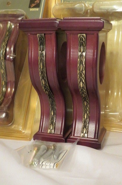 NIP Lot/2 Wood wall sconce sets Fits1