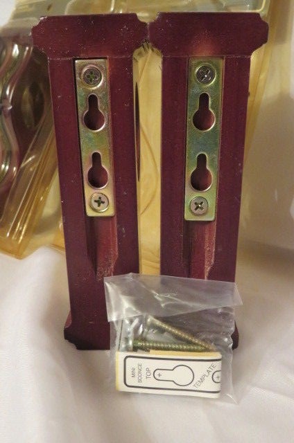 NIP Lot/2 Wood wall sconce sets Fits1