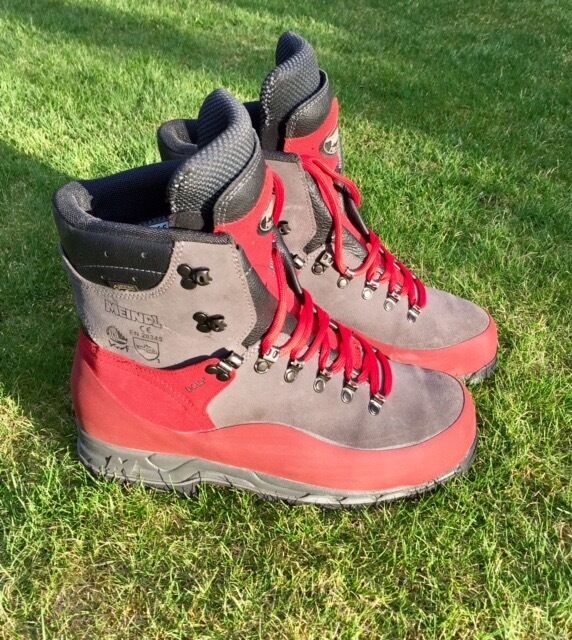 gore tex chainsaw boots