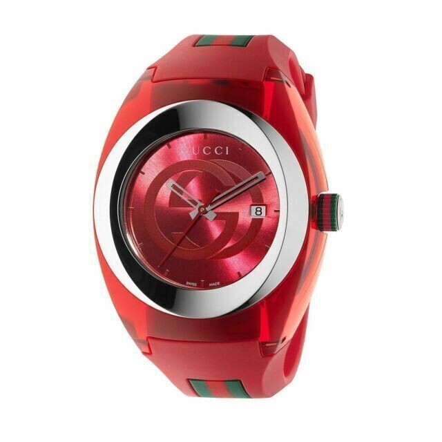 Pre-owned Gucci Sync Xxl Ya137103 Quartz Red Rubber Band Watch - Retail Price $680
