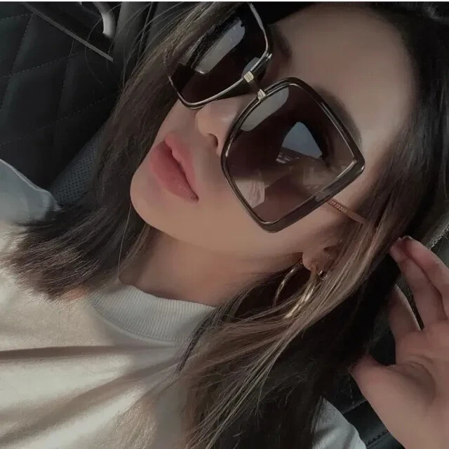 Pre-owned Gucci Women's Oversized Gg0903sa 001 Gold Grey / Grey Lens Sunglasses In Gray