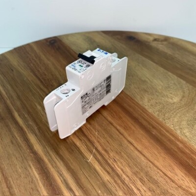 EATON FAZ-D10/1-NA-SP MINIATURE CIRCUIT BREAKER 10A 277V 1P ***FREE SHIPPING***