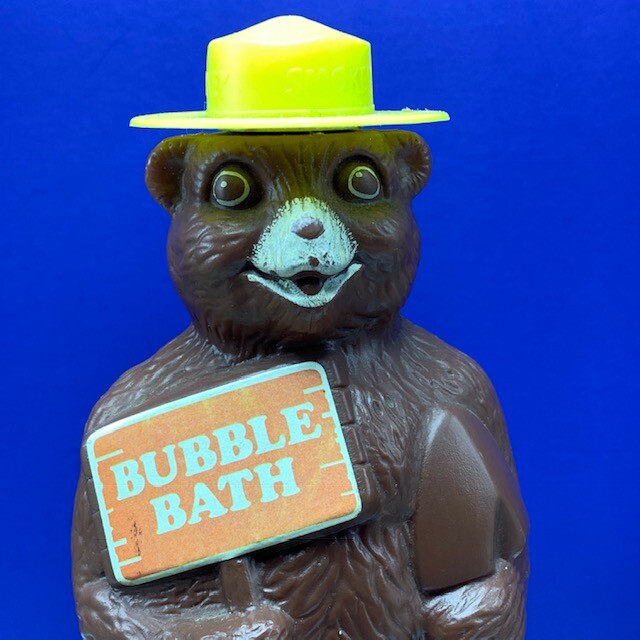 Smokey the bear Bubble Bath bottle soaky fire rescue toy figure sealed full RARE