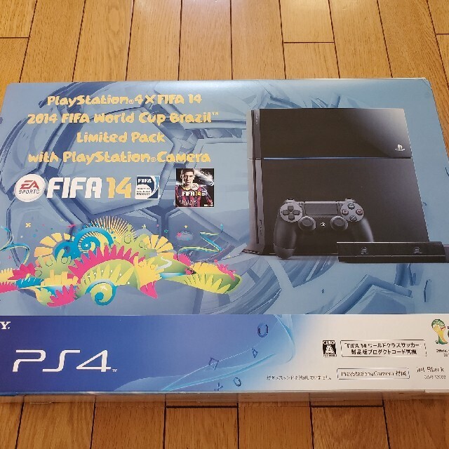 ソニー・プレステ4・2014 FIFA World Cup 限定版 未使用品 PlayStation 4 System - [2014 FIFA World Cup Brazil Limited Pack]