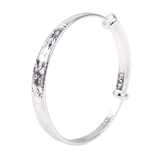 Markenlose versilberte Modeschmuck-Armbänder-Anhänger