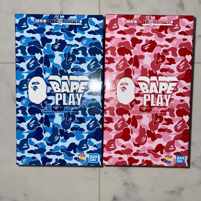 BE@RBRICK - 超合金 BE@RBRICK BAPE(R) ABC CAMO SHARK BLU 超合金 BE@RBRICK BAPE® ABC CAMO SHARK | bape.com