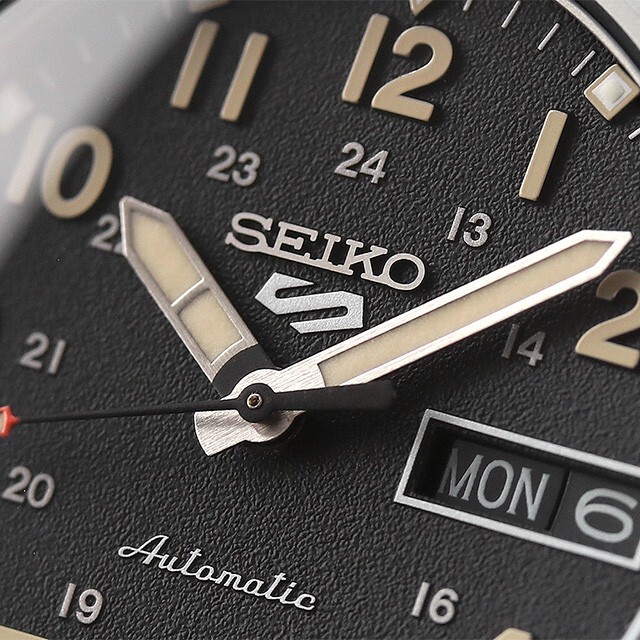 Pre-owned Seiko 5 Sports Sbsa201 Suit Style Automatic Watch Mens Analog Black Khaki Black