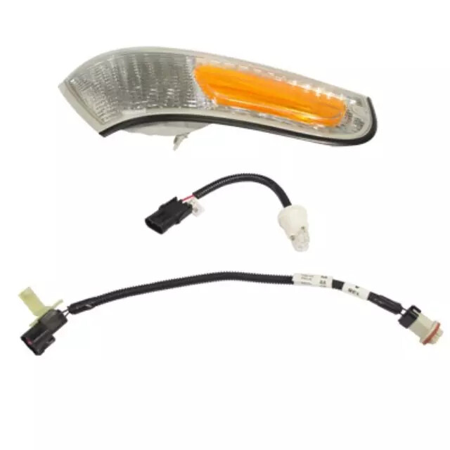 2003-2011 Genuine Ford Crown Vic Police Right Side Marker Lamp 1W7Z-15A201-AA