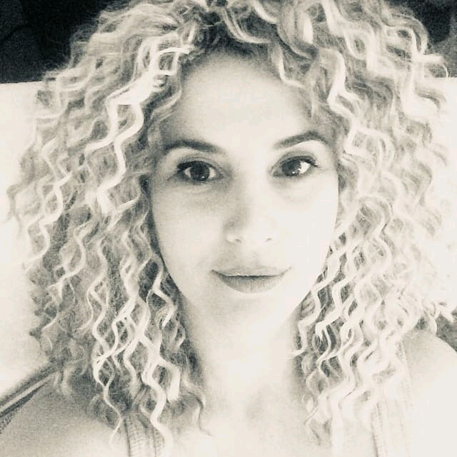 Afro Caribbean European Wig Maker Hairdresser In Basildon