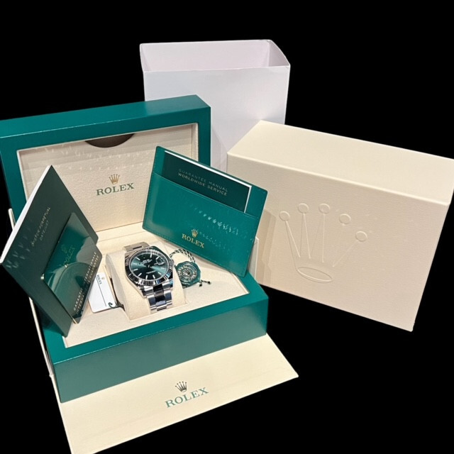 Pre-owned Rolex Datejust 41 Mm 126334 Mint Green Unworn 2024 Oyster Full Set Box & Papers