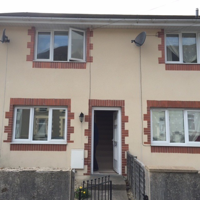 NEW PROPERTY FOR RENT 3 BEDROOM HOUSE IN TONYPANDY AVAILABLE NOW in