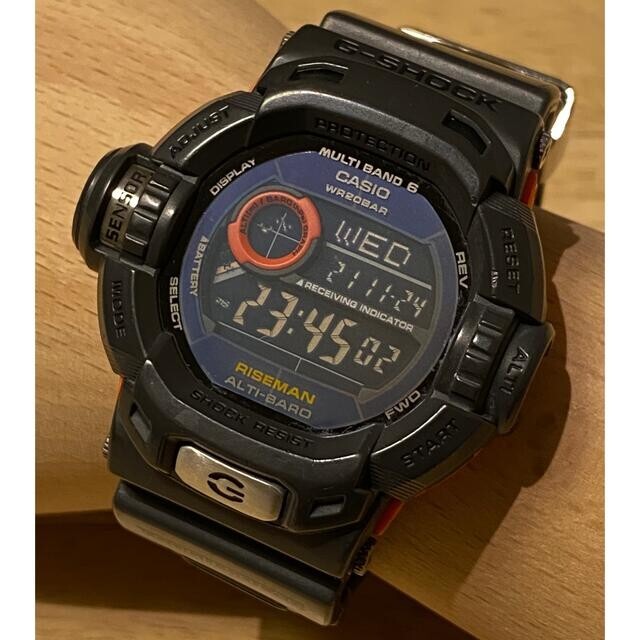 Casio G-SHOCK GW-9200GYJ Men's Military Radio Solar Riseman