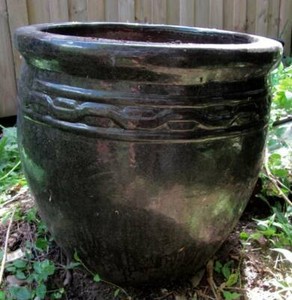 Large garden pot , black glaze | Pots & Garden Beds | Gumtree Australia