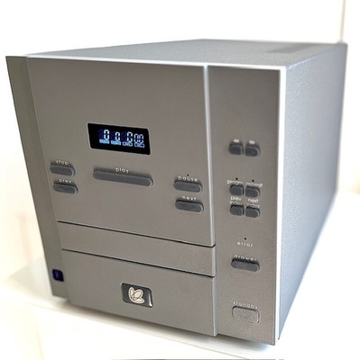 Madrigal Audio Laboratories PROCEED CD Player with remote