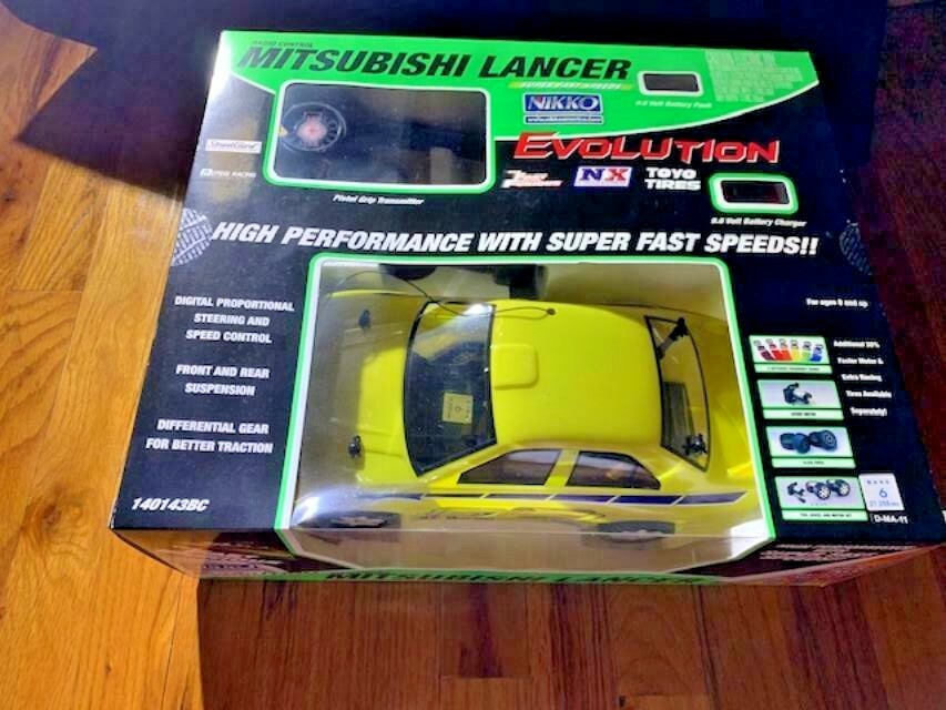 ラジコンカー　EZTEC LANCER EVOLUTION ラジコン Amazon | ドリフトパッケージライト MITSUBISHI LANCER