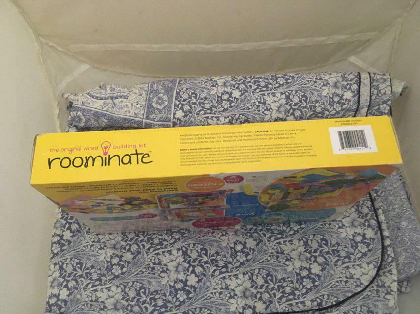 Roominate  Original Wired Building Kit Chateau