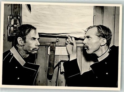 39987886 - Filmszene aus Fuesilier Wipf Nr. 5 Verlag Zingg Filmszenen