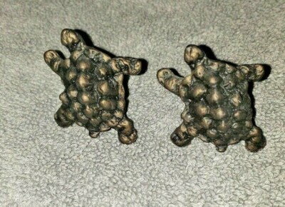 Anne at Home (2) TURTLE Cabinet Drawer Knobs - 1¾'' x 1 3/8'' x 1¼'' - Brass Black