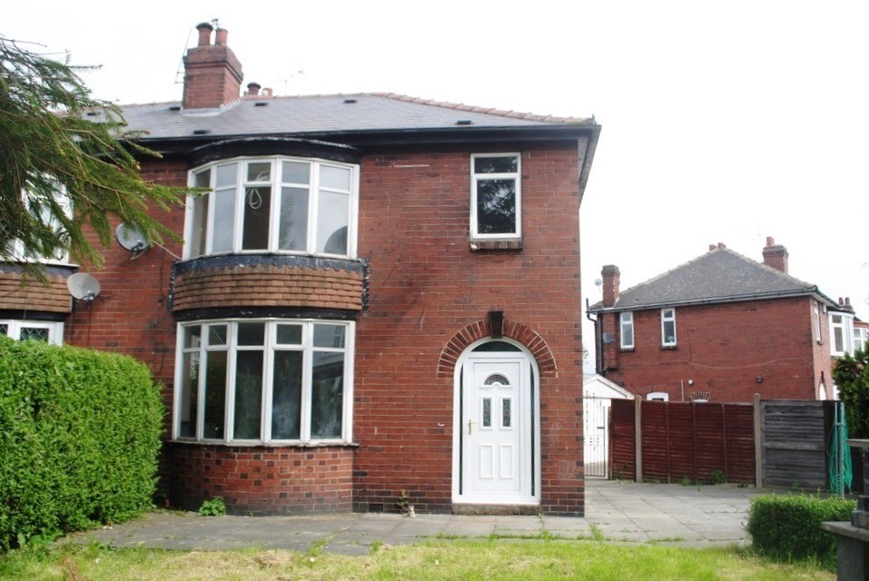 3 Bedroom House With Garage For Rent