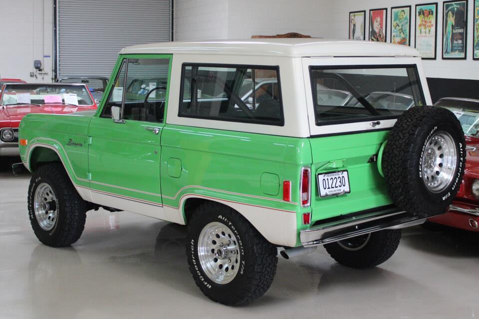 Owner 1977 Ford Bronco Ranger Package Loaded AC Auto Disc 