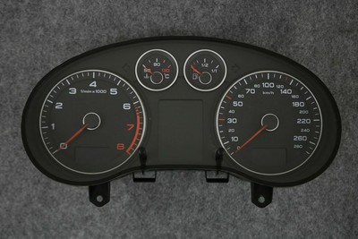 Original Audi A3 8P Facelift Kombiinstrument 8P0920932A Tacho Benzin MFA