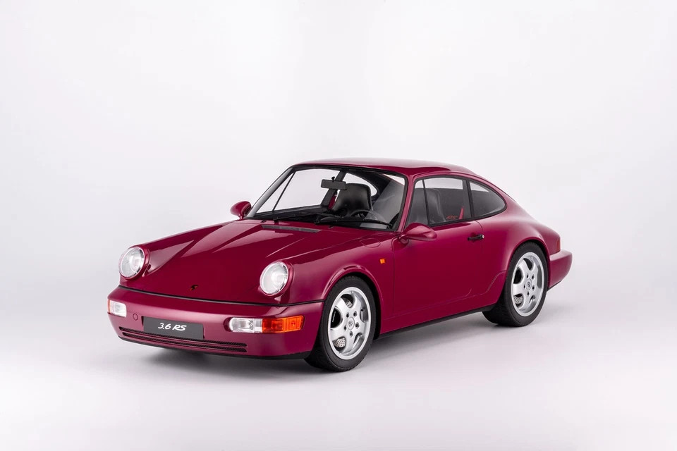 1:8 Modellautos, -LKWs & -Busse