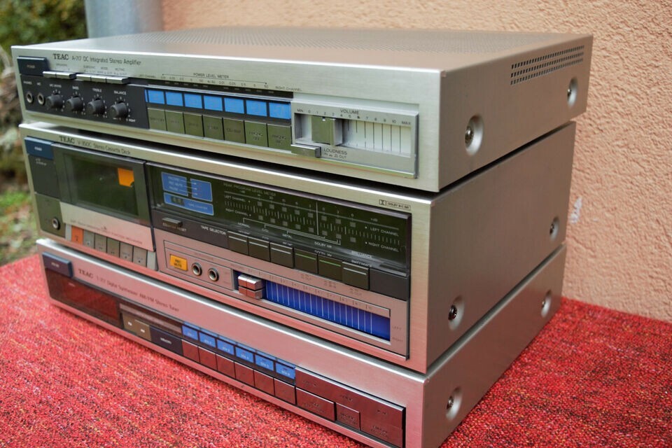 TEAC HIFI stereo system A 717, T 717, V 350
