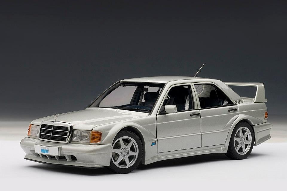 MERCEDES-BENZ 190E 2.5-16V EVOLUTION2 (ASTRAL SILVER) 1:18