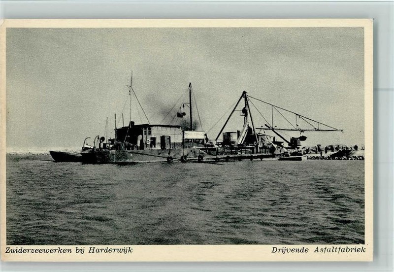 12107289 - Zuiderzeewerken - Drijvende Asfaltfabriek - Binnenschiff Ak
