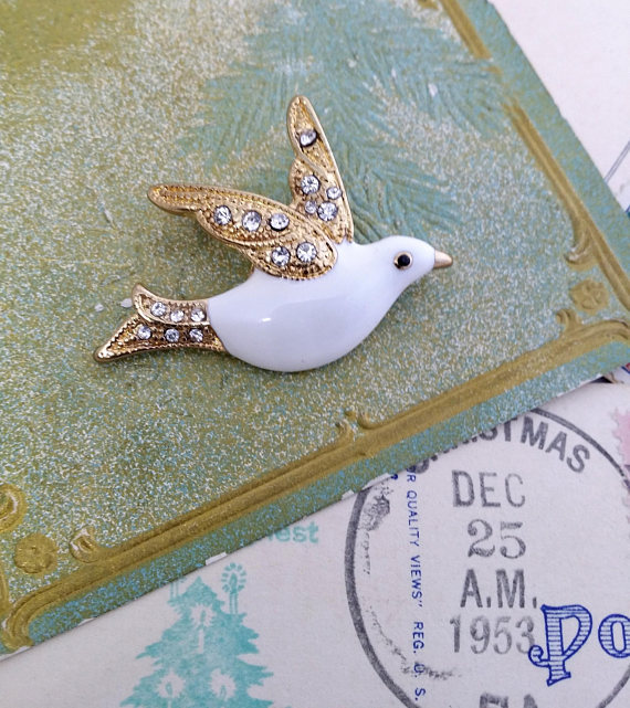 Vintage White Dove Brooch Rhinestone Bird Pin, Christmas Xmas Holiday Jewelry