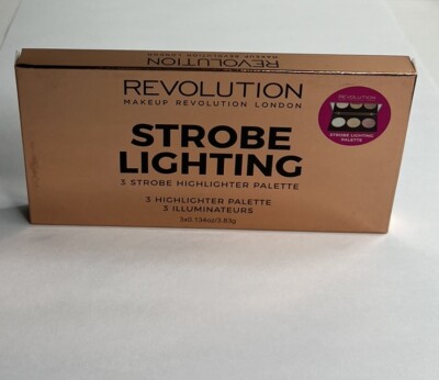 NIB MakeupRevolutionStrobe Lighting 3 Strobe Highlighter Palette
