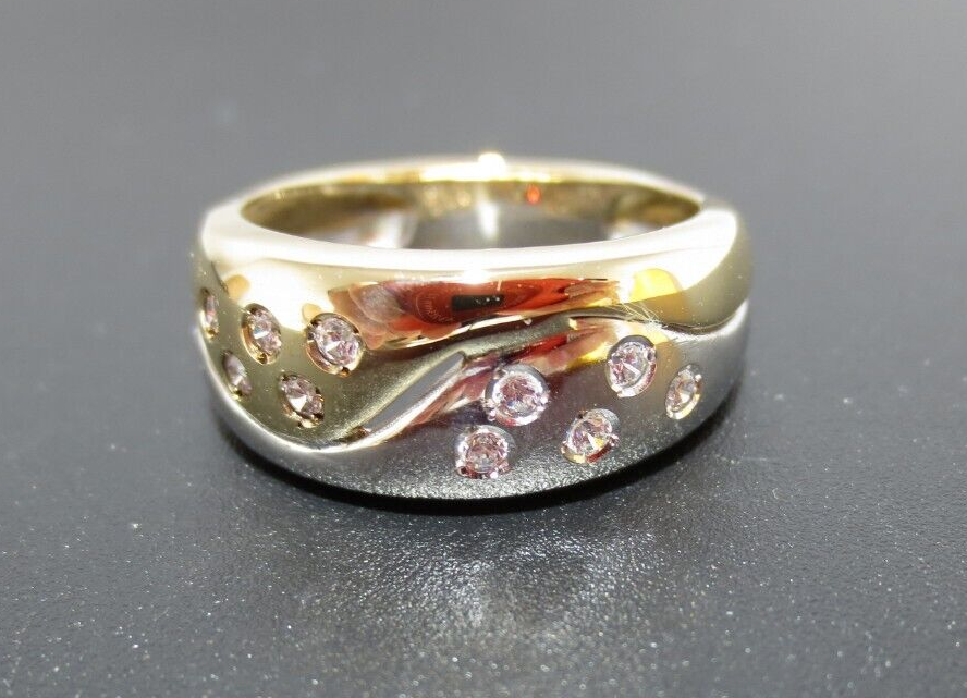 STUNNING 14K 2TONE DIAMOND BAND RING .15 tcw SZ 7.5 4.75